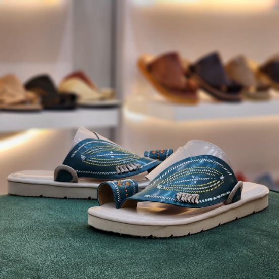 صورة زبيري وطني مطرز مديل و29